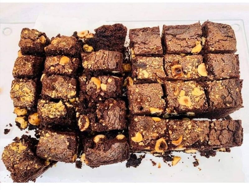 Box brownies 5 pezzi di Cotton Candy Ordina online su Cosaporto