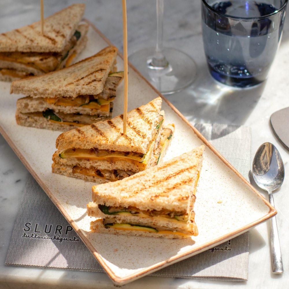 Super Club Sandwich Slurp con Patate