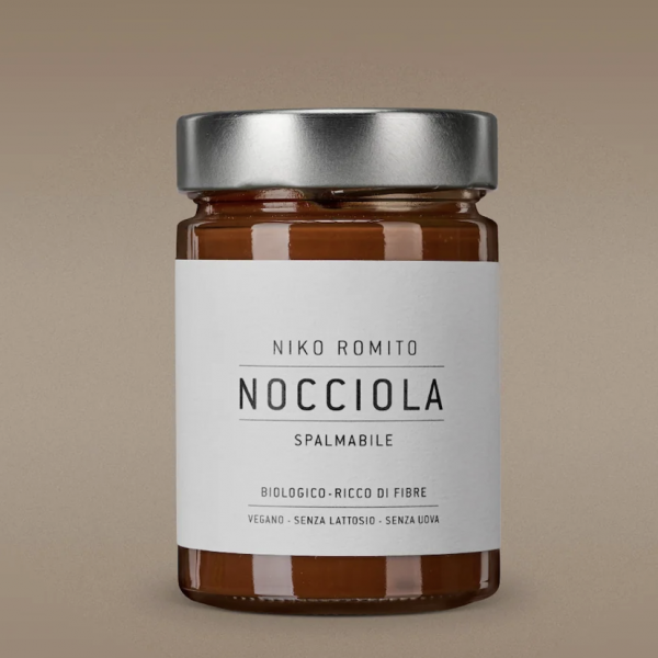 Nocciola spalmabile Niko Romito a domicilio a Milano