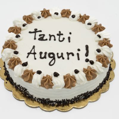 Torta crema chantilly e gocce di cioccolato 1